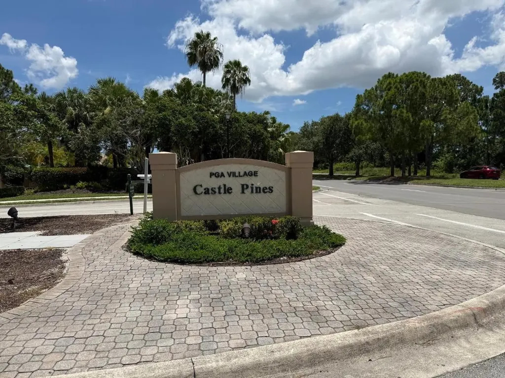 8348 Mulligan Circle Port St Lucie FL 34986