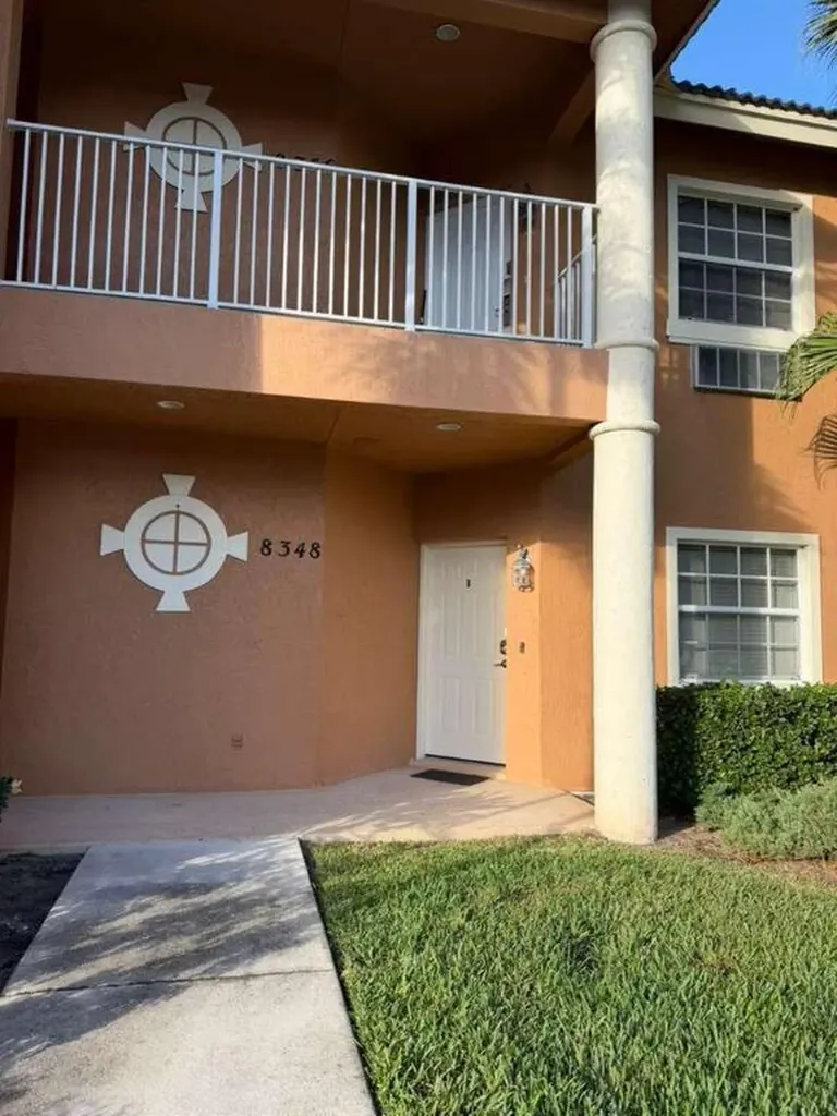 8348 Mulligan Circle Port St Lucie FL 34986