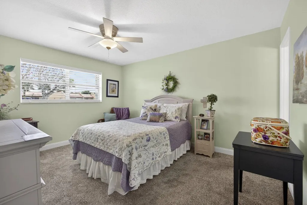 135 Lake Anne Drive West Palm Beach FL 33411