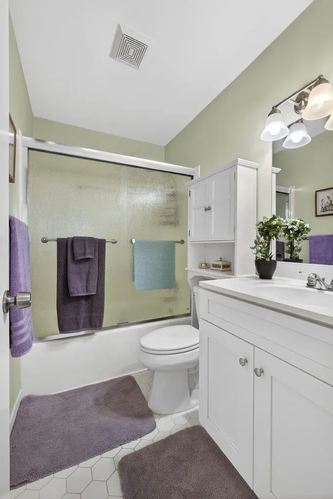 135 Lake Anne Drive West Palm Beach FL 33411