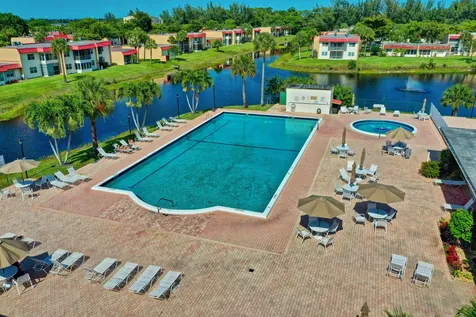 135 Lake Anne Drive West Palm Beach FL 33411