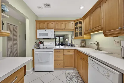 135 Lake Anne Drive West Palm Beach FL 33411
