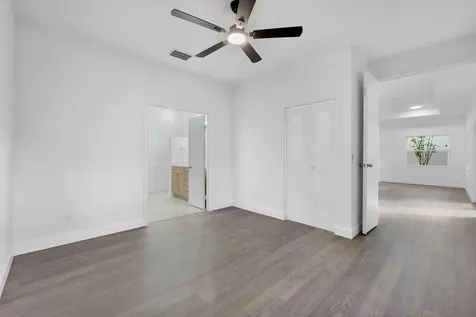 1410 SW 85th Avenue Pembroke Pines FL 33025