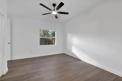 1410 SW 85th Avenue Pembroke Pines FL 33025