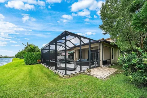 8628 Grand Prix Lane Boynton Beach FL 33472