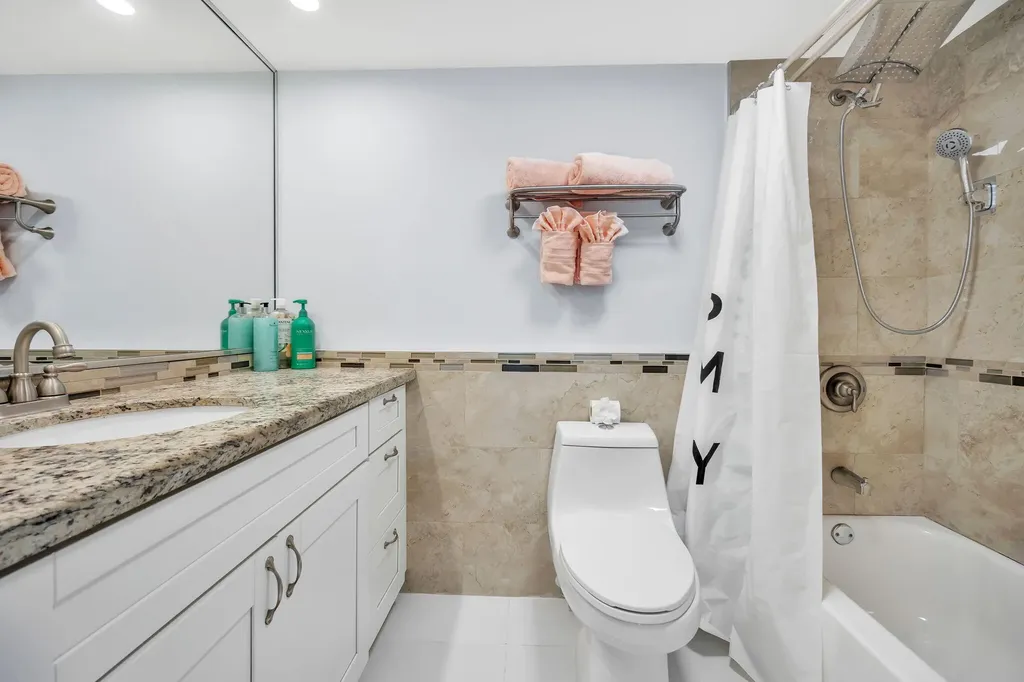 2800 N Palm Aire Drive Pompano Beach FL 33069