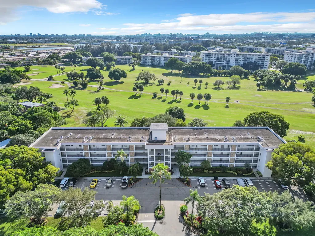 2800 N Palm Aire Drive Pompano Beach FL 33069