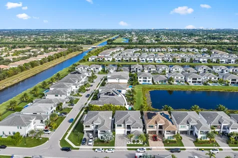 17052 Rainbow Falls Trail Boca Raton FL 33496