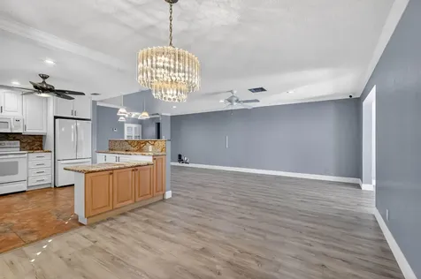 5926 N Los Alamos Lane Delray Beach FL 33484