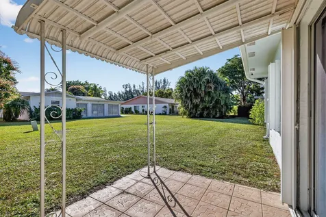 5926 N Los Alamos Lane Delray Beach FL 33484