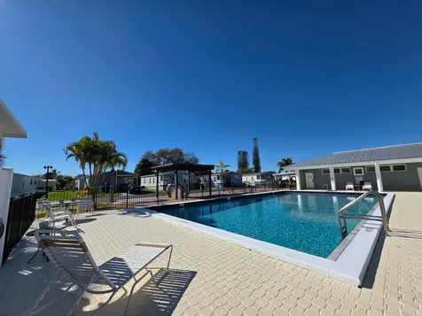 99 Sandhill Boulevard Fort Pierce FL 34982