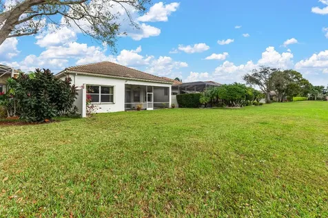 7267 Demedici Circle Delray Beach FL 33446
