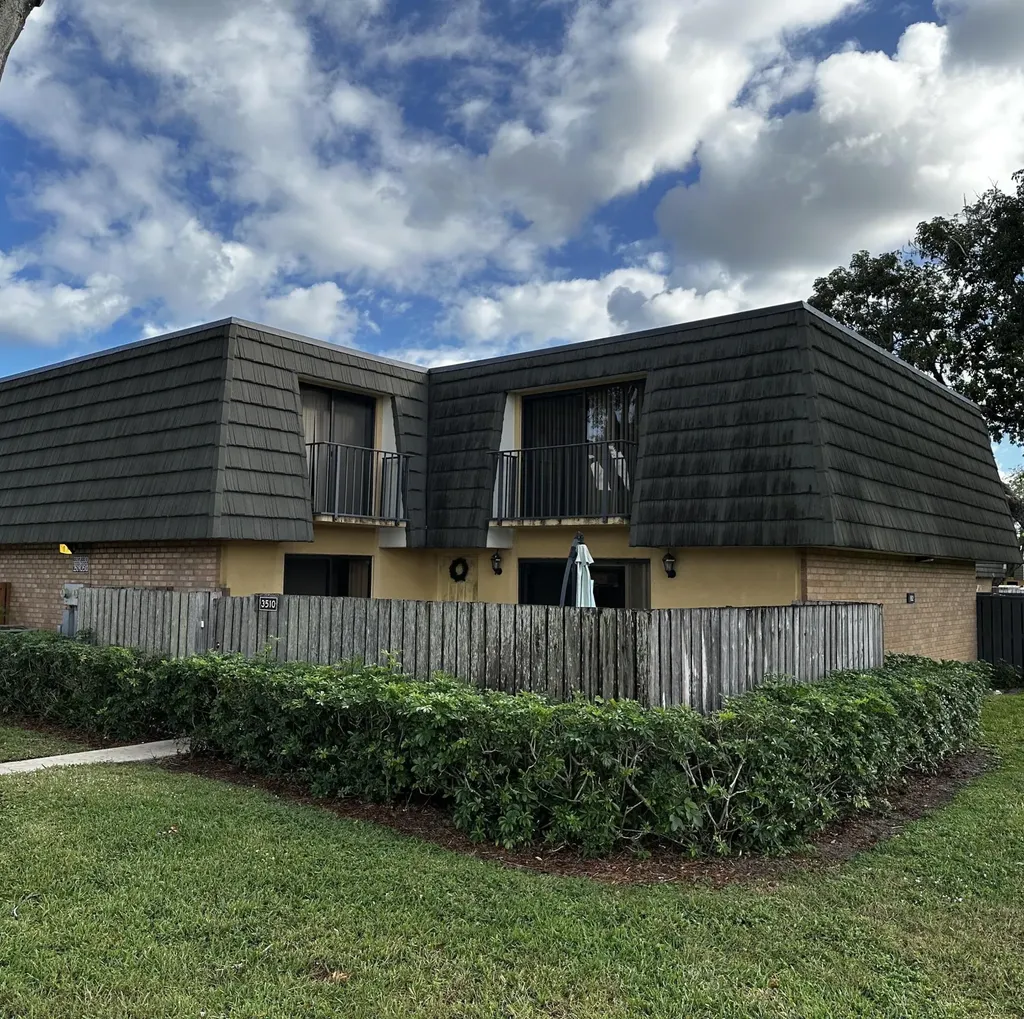 3510 35th Way West Palm Beach FL 33407