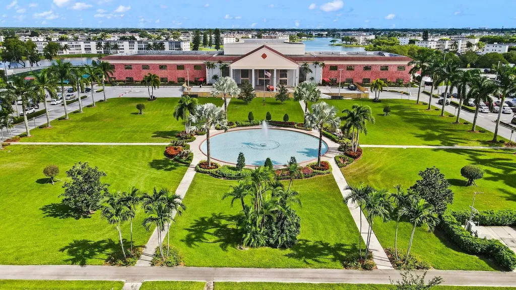 113 Mansfield C Boca Raton FL 33434