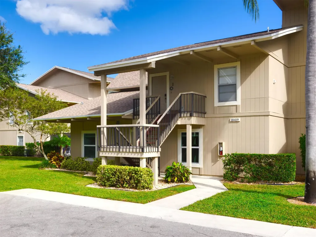 18419 SE Wood Haven Lane Jupiter FL 33469