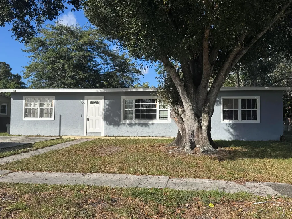 151 SE Castana Court Port St Lucie FL 34983