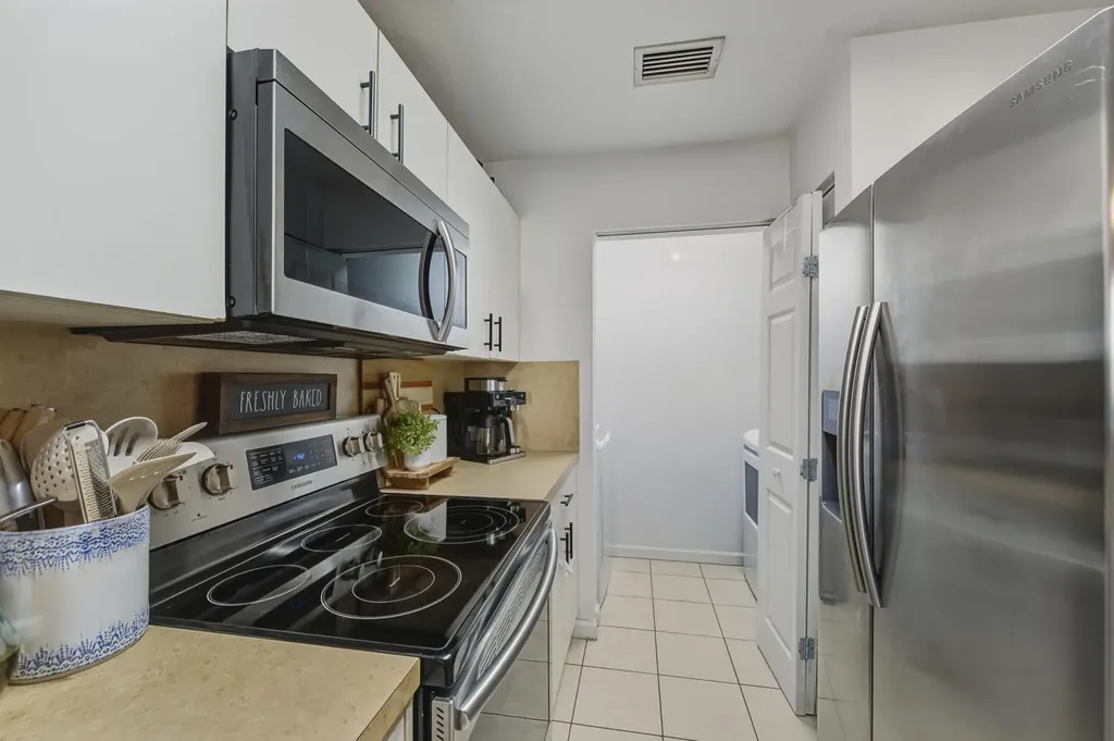 2914 Hope Valley Street West Palm Beach FL 33411