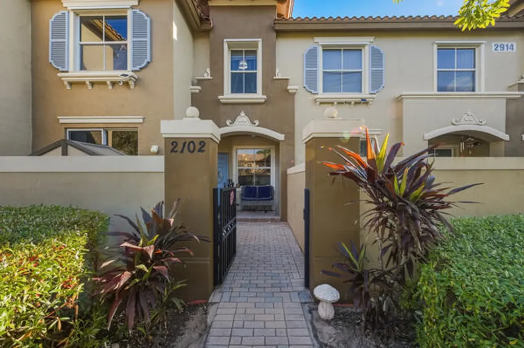 2914 Hope Valley Street West Palm Beach FL 33411