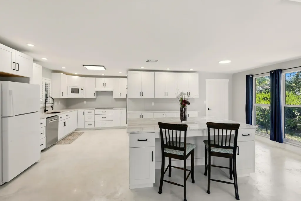 74 Aqua Lane North Fort Myers FL 33903