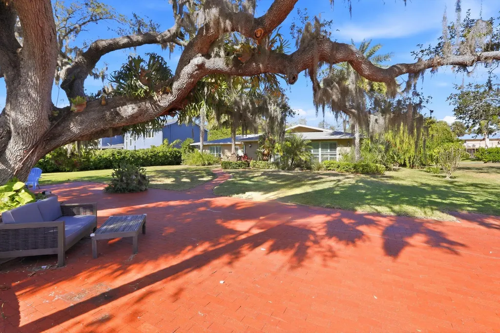 74 Aqua Lane North Fort Myers FL 33903