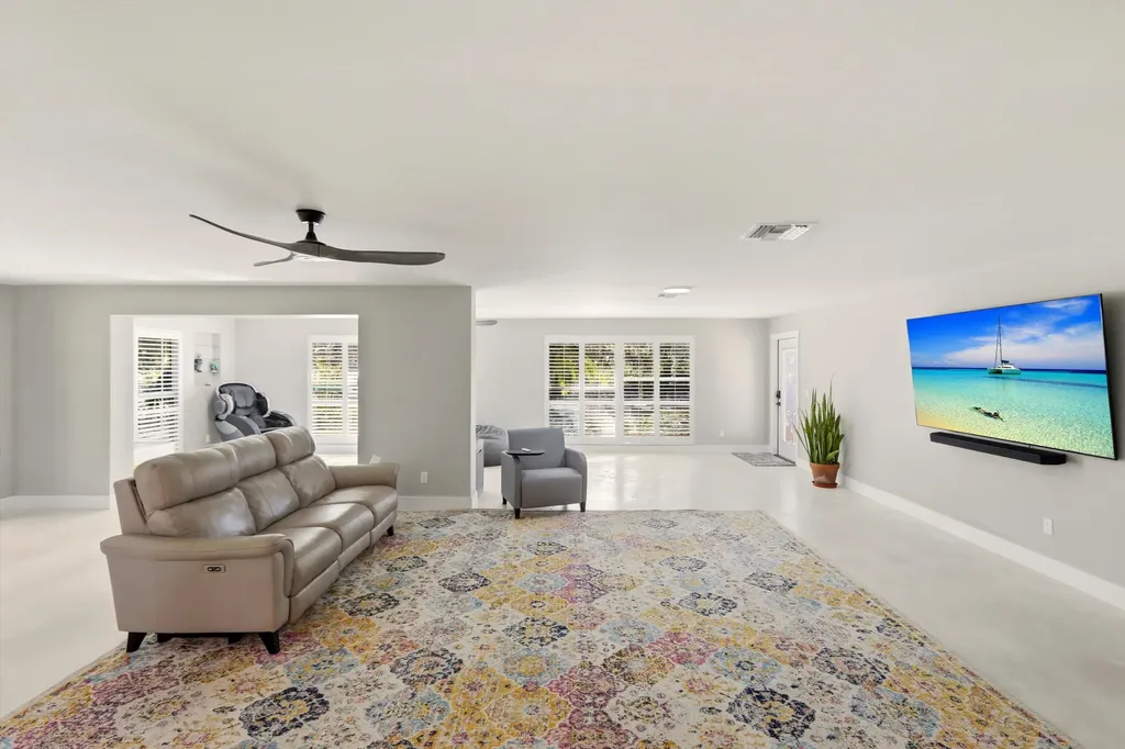 74 Aqua Lane North Fort Myers FL 33903