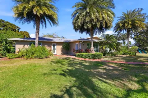 74 Aqua Lane North Fort Myers FL 33903