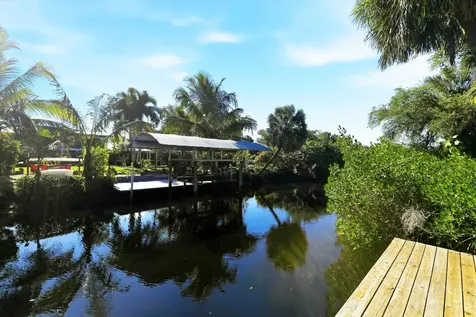 74 Aqua Lane North Fort Myers FL 33903
