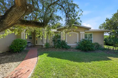 74 Aqua Lane North Fort Myers FL 33903
