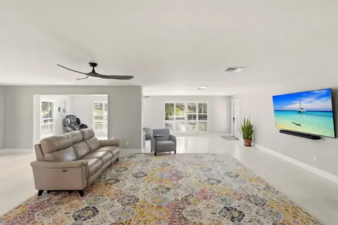 74 Aqua Lane North Fort Myers FL 33903