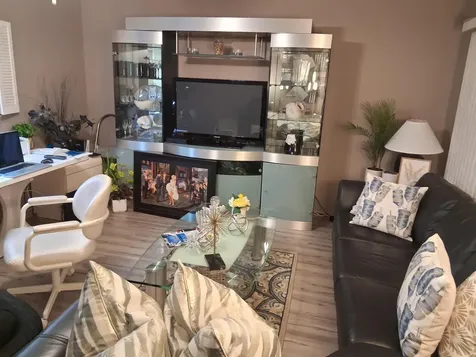 548 Fanshaw N Boca Raton FL 33434