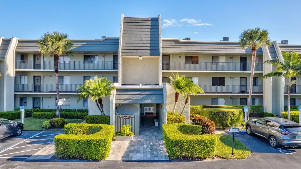 4090 Tivoli Court Lake Worth FL 33467