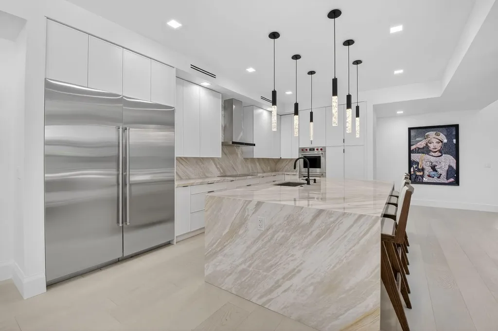 5723 Hamilton Way Boca Raton FL 33496