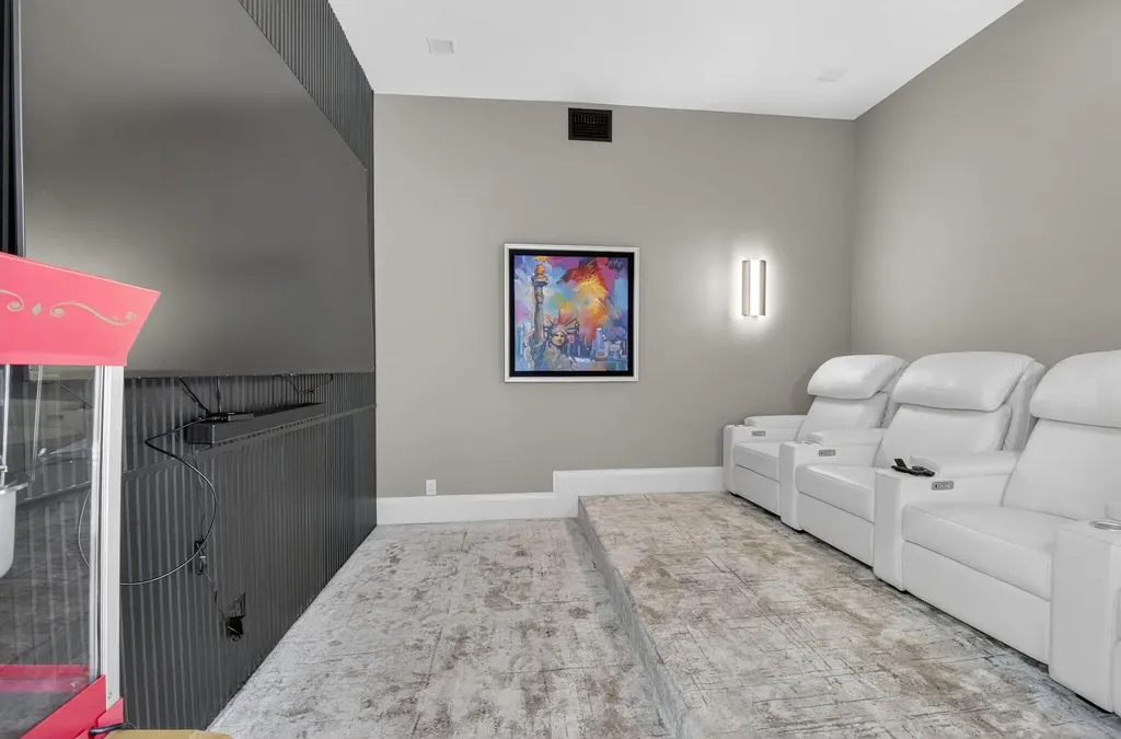 5723 Hamilton Way Boca Raton FL 33496