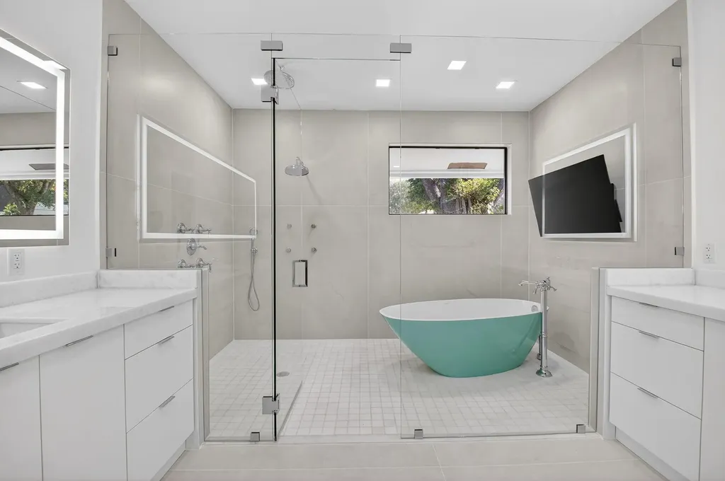 5723 Hamilton Way Boca Raton FL 33496