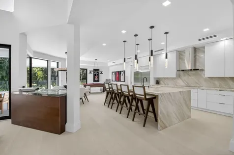 5723 Hamilton Way Boca Raton FL 33496