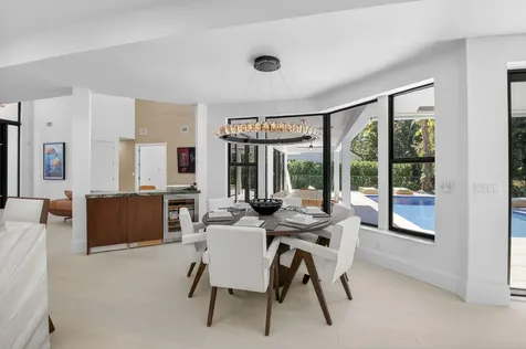 5723 Hamilton Way Boca Raton FL 33496