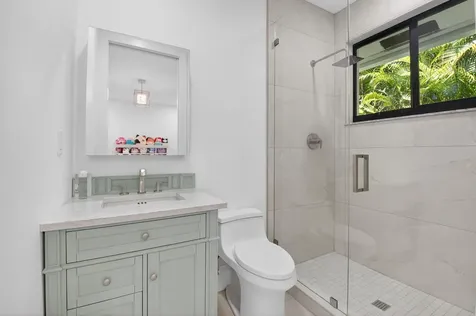 5723 Hamilton Way Boca Raton FL 33496