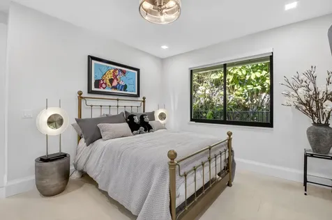 5723 Hamilton Way Boca Raton FL 33496