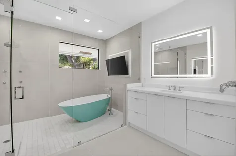 5723 Hamilton Way Boca Raton FL 33496