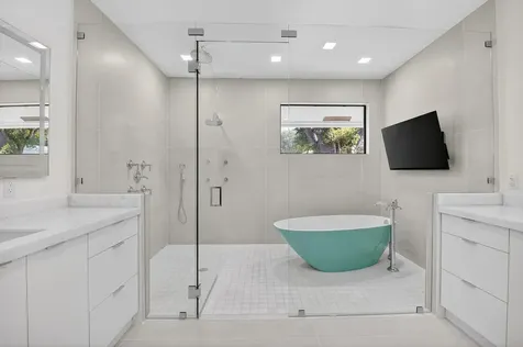 5723 Hamilton Way Boca Raton FL 33496