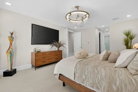 5723 Hamilton Way Boca Raton FL 33496