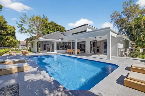 5723 Hamilton Way Boca Raton FL 33496