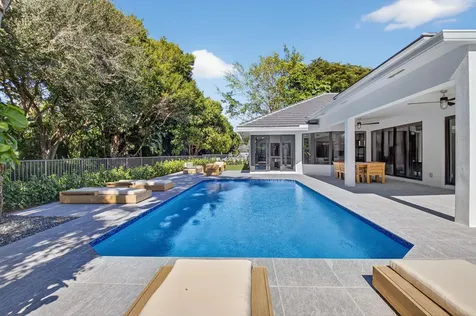 5723 Hamilton Way Boca Raton FL 33496