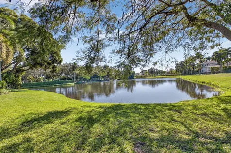 5723 Hamilton Way Boca Raton FL 33496