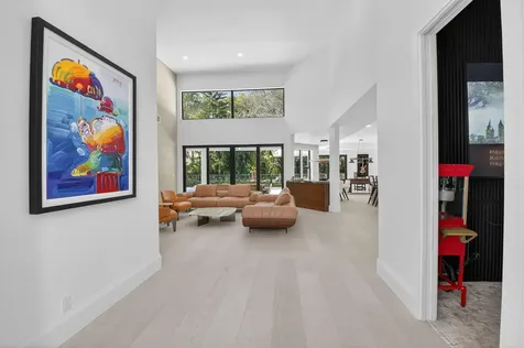 5723 Hamilton Way Boca Raton FL 33496