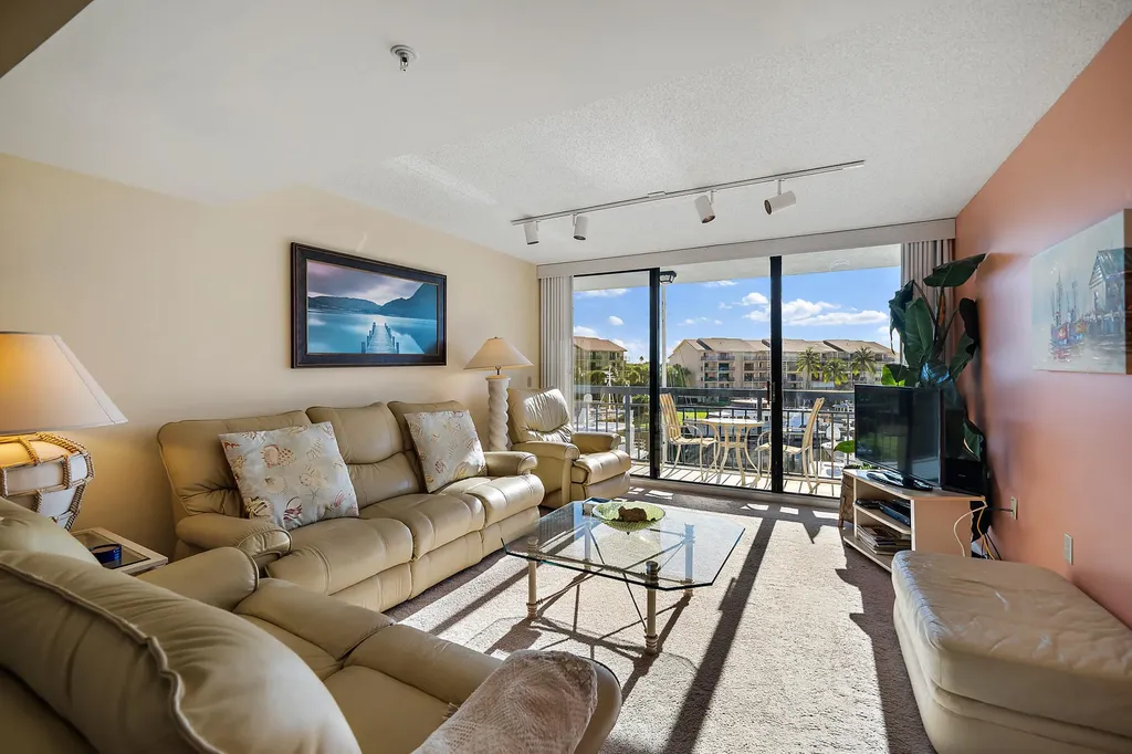 2601 Marina Isle Way Jupiter FL 33477