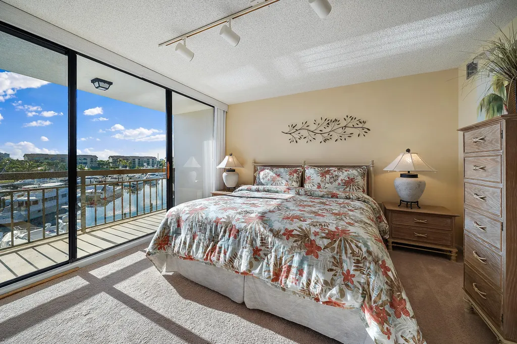 2601 Marina Isle Way Jupiter FL 33477
