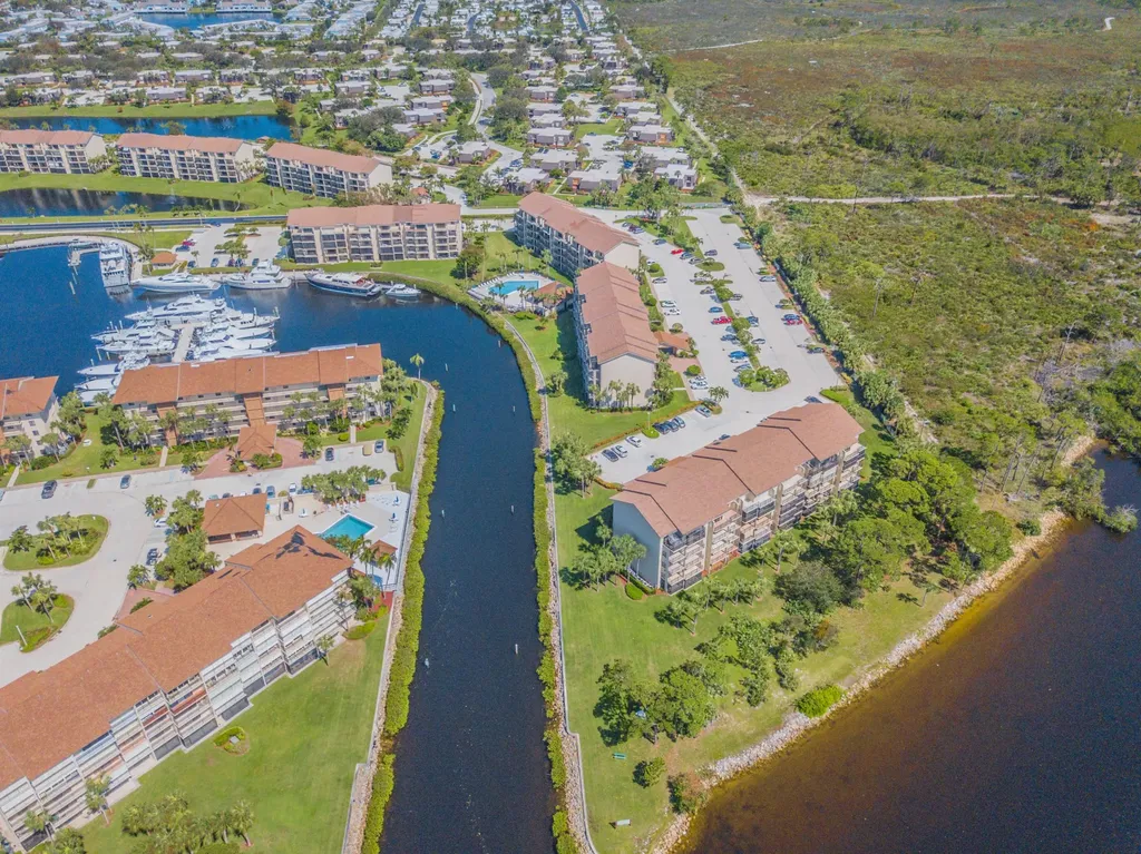 2601 Marina Isle Way Jupiter FL 33477