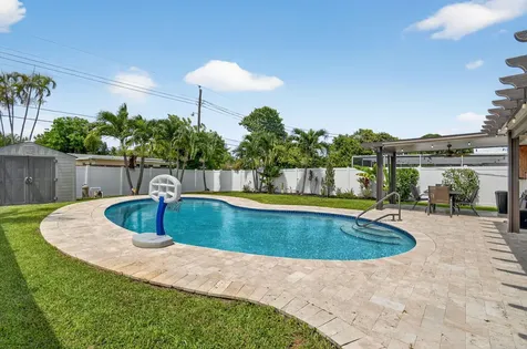5511 Van Buren Street Hollywood FL 33021