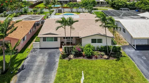 5511 Van Buren Street Hollywood FL 33021